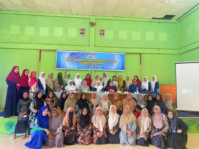 
					HIMPAUDI KABUPATEN KAMPAR GELAR DIKLAT BERJENJANG TINGKAT DASAR BAGI GURU TK PAUD