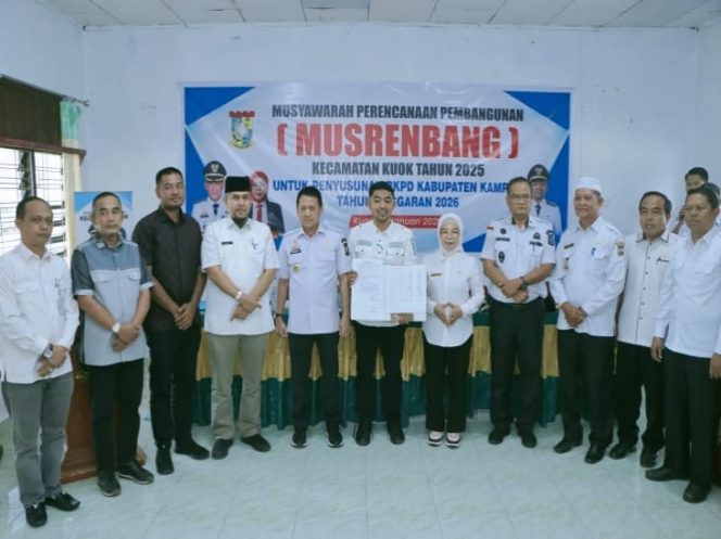 
					Musrenbang Di Kecamatan Kuok, Hadir Langsung Pj Bupati Kampar Hambali Dan PJ Sekda Ramlah