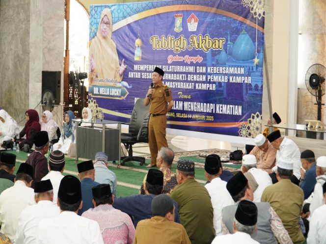 
					Tabligh Akbar Pj Bupati Kampar Hambali ; Perkuat Silaturahmi dan Kebersamaan Untuk Kemajuan Ummat