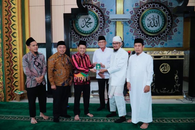 
					PJ Bupati Kampar Bersama Dr Irjen Pol (Purn) Mulyono Sulaiman Jadi Saksi Ijab Kabul Juan dan Nahdhia