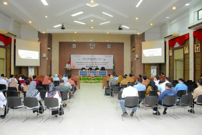 
					PJ Bupati diwakili Asisten III Setda Kampar Buka Acara Publikasi Kampar Dalam Angka Tahun 2025