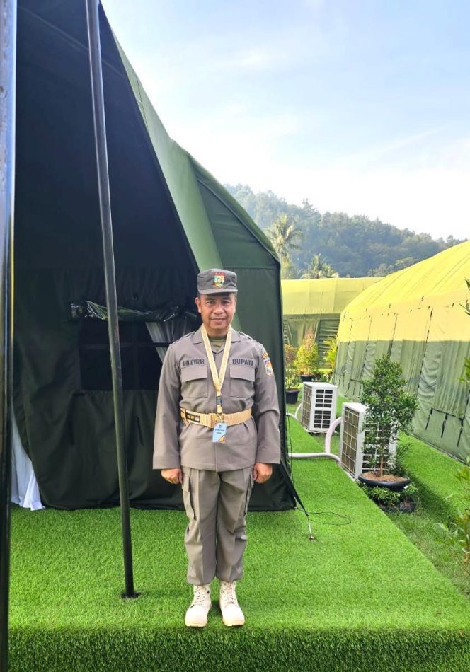 
					Hari kedua Retreat Bupati kampar Ahmad Yuzar Ikuti Seluruh Kegiatan bersama Kepala daerah Se Indonesia