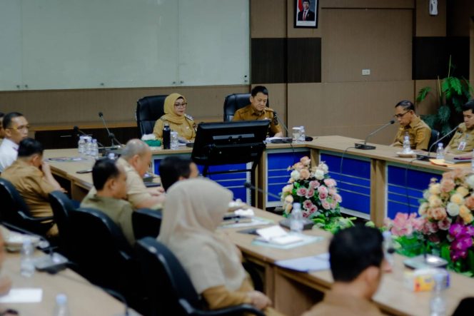 
					Wakil Bupati Kampar Rapat Perdana Dengan Kepala OPD dan Camat Se Kabupaten Kampar