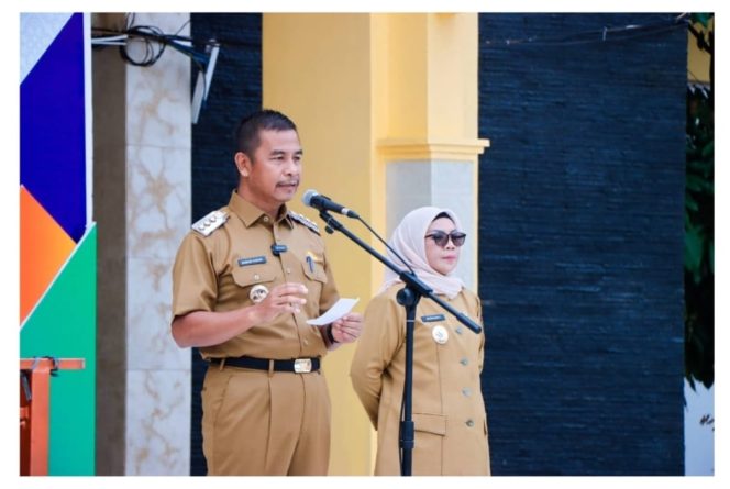 
					Bupati Kampar Ahmad Yuzar Pimpin Apel; Bersama-sama Wujudkan Visi Dan Misi Pembangunan Kampar