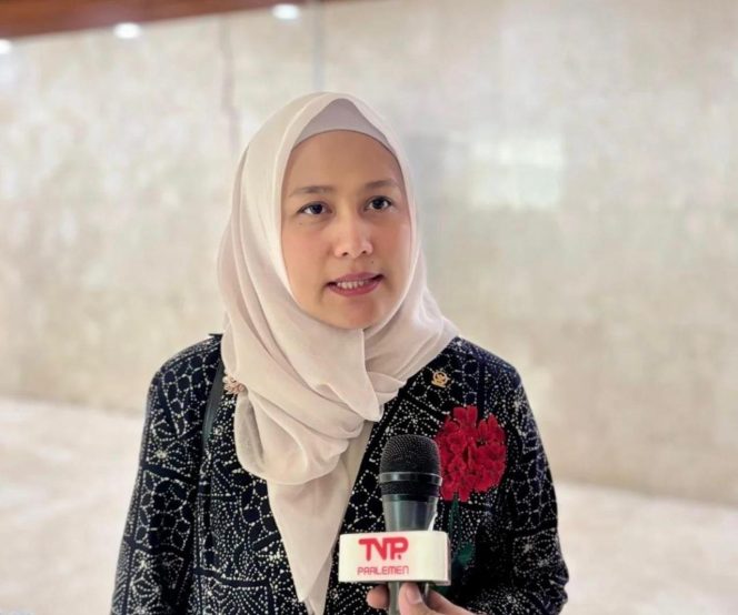 
					Fraksi Golkar DPR RI Dukung Penuh Naturalisasi, Karmila Sari Berharap Tidak Mengesampingkan Pemain Lokal