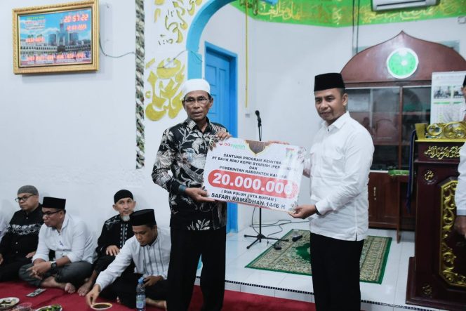 
					Bupati Kampar Melakukan Safari Ramadhan Di Masjid Al-Falah Desa Muara Jalai