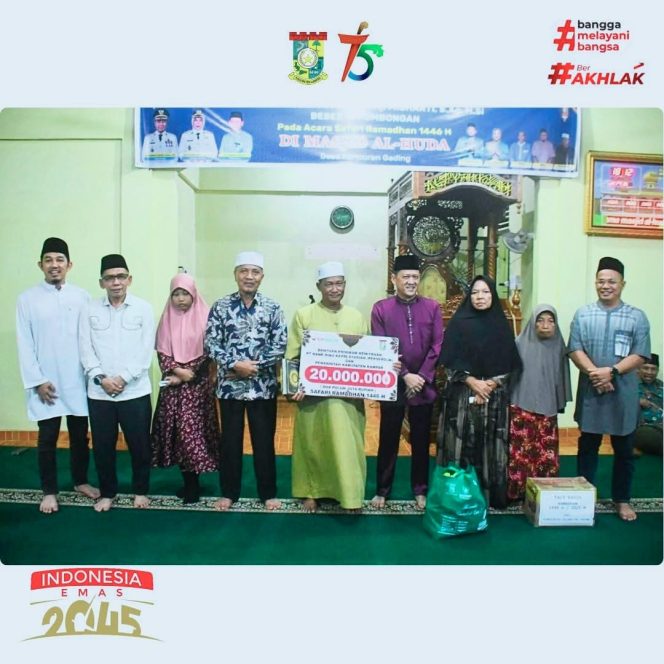 
					Sekretaris Daerah Hambali Mengikuti Safari Ramadhan di Kecamatan Tapung