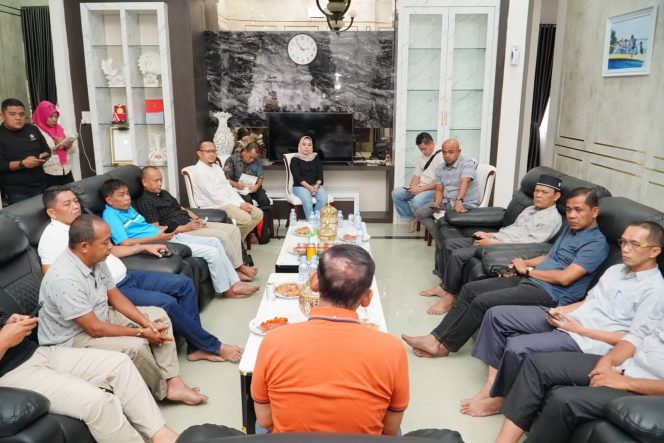 
					Sekda Kampar Pimpin Rapat Bersama OPD Persiapan Perayaan Hari Raya Enam Tahun 2025   