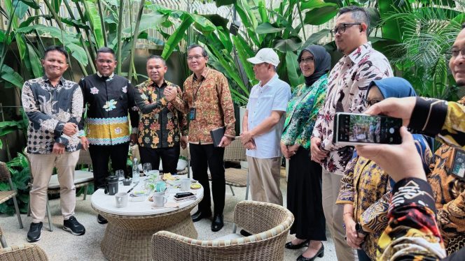 
					Bupati Diwakili Sekda Kampar Bersama Gubernur Lakukan Pertemuan Dengan Direktur Gas PLN Nusantara Power   