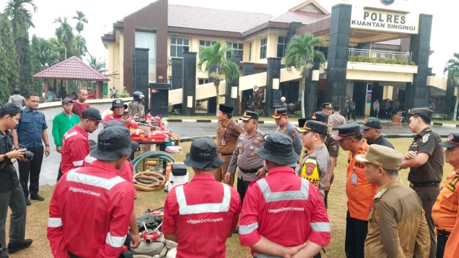 
					RAPP Dukung Apel Siaga Karhutla 2025 di Kuansing, Perkuat Kesiapsiagaan di Seluruh Riau