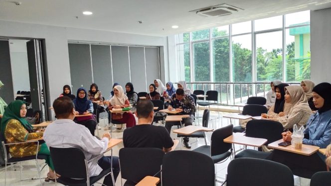 
					ILUNI UI WILAYAH RIAU ADAKAN SEMINAR DAN PELANTIKAN