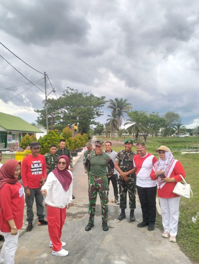 
					Wakil Bupati Kampar Kunjungi Kolam Ikan Patin Yonif 132 Bima Sakti