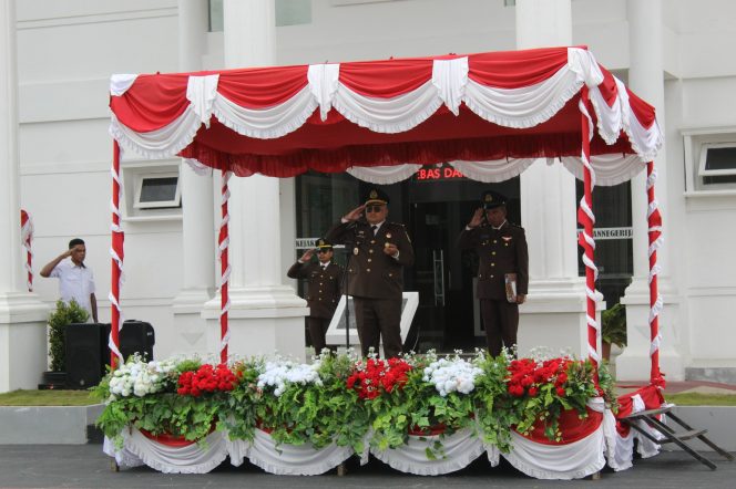 
					Kejari Jayawijaya Tegaskan Komitmen pada Momentum Hari Lahir Kejaksaan RI