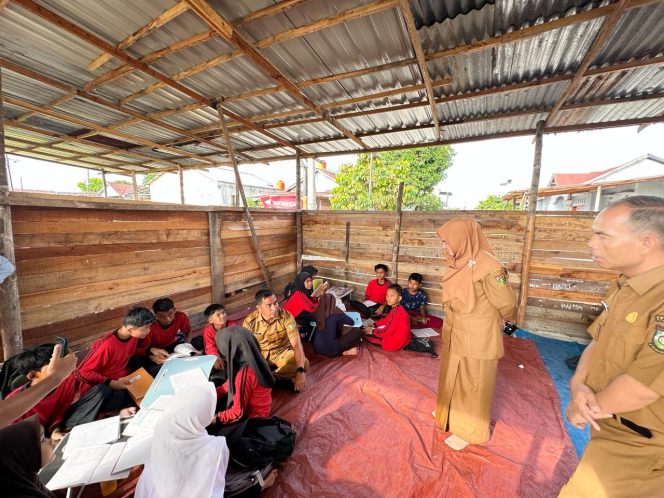 
					Terkait Kondisi SMPN 10 Tambang, Bupati Kampar, Langsung Dimasukkan ke Anggaran 2026