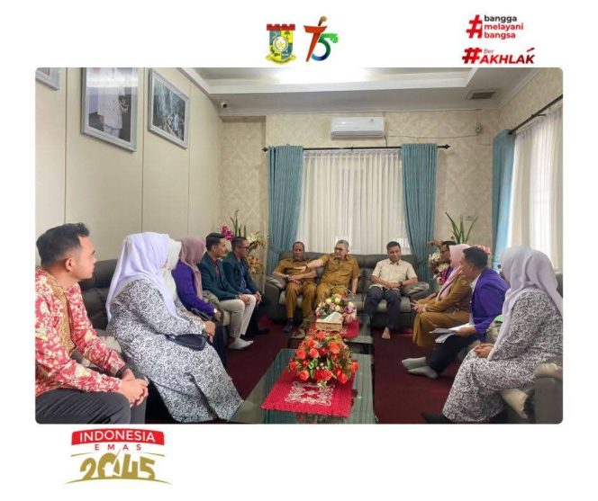 
					Bupati Kampar Lakukan Ahmad Yuzar Pertemuan dengan Seluruh Organisasi Profesi Kesehatan di Kabupaten Kampar.