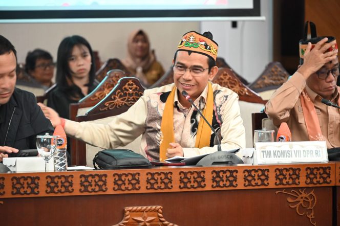 
					Hendry Munief Minta Kementerian Pariwisata Mendukung Peningkatan Infrastruktur Destinasi Wisata di Kalteng