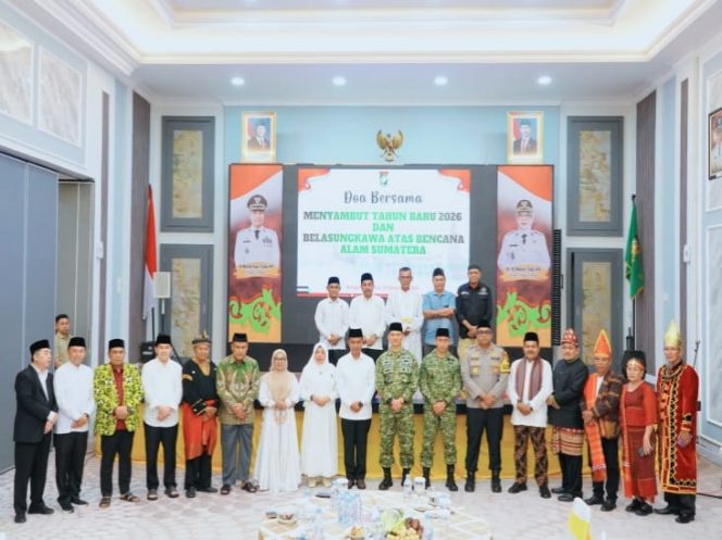 
					Pergantian Tahun, Pemkab Kampar Gelar Doa Bersama Atas Terjadinya Bencana Alam di Sumatera