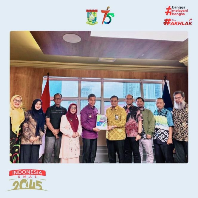 
					Bupati dan Wabup Kampar Berjuang Demi Fasilitas Sekolah Layak Kejar Alokasi APBN 2026 di Kemendikdasmen