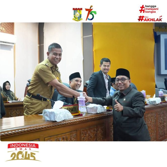 
					Bupati Kampar Hadiri Rapat Paripurna DPRD Finalisasi RANPERDA TJSLBU dan Perubahan Perda Pajak Serta Retribusi Daerah