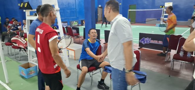 
					Bappeda Kampar Menang Dramatis atas XIII Koto Kampar di Turnamen Badminton HUT ke-76