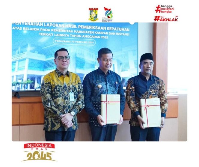 
					BPK Riau Serahkan LHP Kepatuhan Belanja 2025 ke Pemkab Kampar, Bupati Ahmad Yuzar Komitmen Tindak Lanjuti Rekomendasi