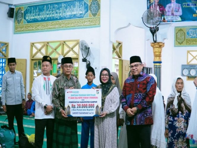 
					Wabup Kampar Pimpin Safari Ramadhan di Desa Binamang, Pererat Silaturahmi dan Serap Aspirasi Warga