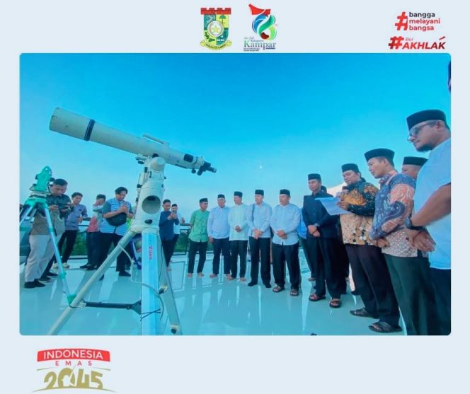 
					Bupati Kampar Ahmad Yuzar Ikuti Rukyatul Hilal 1 Syawal 1447 H/2026 M di Bangkinang Kota