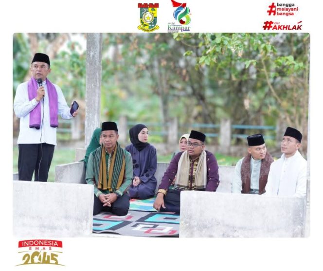 
					Bupati Kampar Ahmad Yuzar Bersama Forkopimda Lepas Rombongan Ziarah Kubur 1447 H.