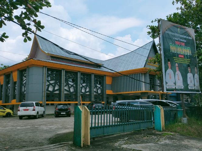 
					Terkait Serangan Personal terhadap Plt Kadis PUPR Kampar Dinilai Tendensius