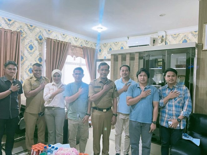 
					Anggota DPRD Kampar Agus Candra SIP Ucapkan Selamat Kepada Ketua Kapemary Kampar Zamhur