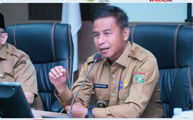 
					Terkait SE Kemendagri Mengenai WFH dan WFO Bupati Kampar Pimpin Rapat OPD