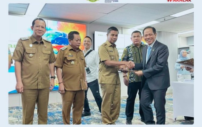 
					Rakor Bersama Menteri KLH Bupati Kampar :Siap Mendukung Penuh Pengendalian Karhutla Nasional Tahun 2026