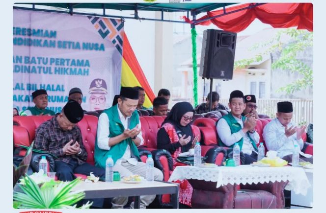 
					Wakil Bupati Kampar Awali Peresmian YPSN dan Peletakan Batu Pertama Pembangunan MDTA Setia Nusa.