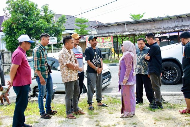 
					Wabup Kampar Bersama PWI dan Kadiskominfo Gelar Penyembelihan Hewan Qurban di Kantor PWI Kampar.