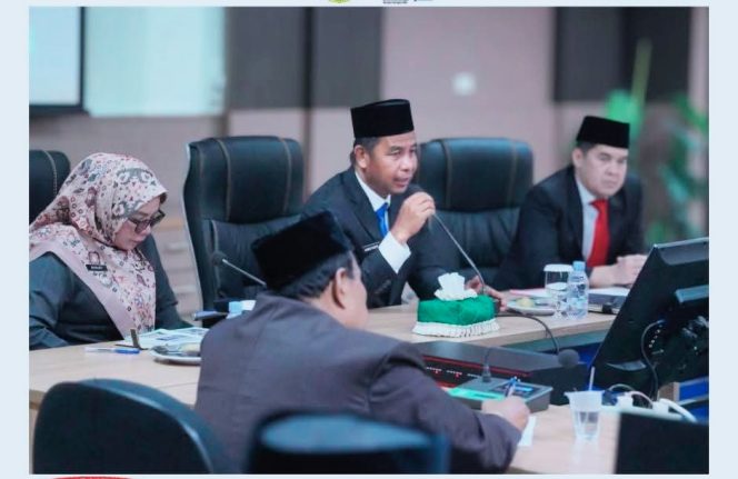 
					Bupati Kampar Ahmad Yuzar Tegaskan Konsistensi Evaluasi Kinerja OPD dan Manajemen Talenta Demi Peningkatan Pembangunan Kampar.
