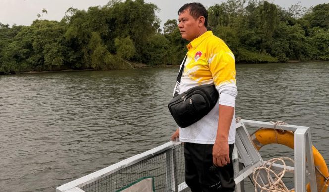 
					Kapolsek Kampar, Kanit Reskrim dan Personil Piket Berjibaku Cari Korban Tenggelam di Pulau Kosiok Sungai Kampar dan Begini Kronologis Kejadiannya