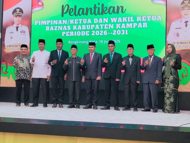 
					Pimpinan BAZNAS Kampar Periode 2026-2031 Resmi Dilantik Oleh Bupati Kampar Ahmad Yuzar