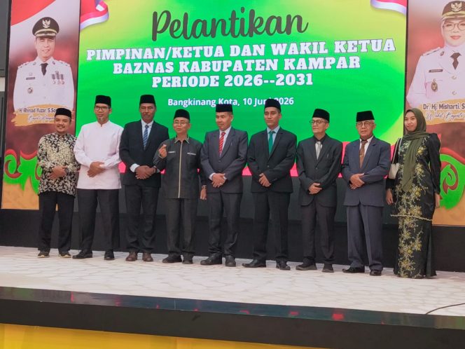 
					Pimpinan BAZNAS Kampar Resmi Dilantik Bupati, Ini Ucapan Mantan Ketua Purwadi