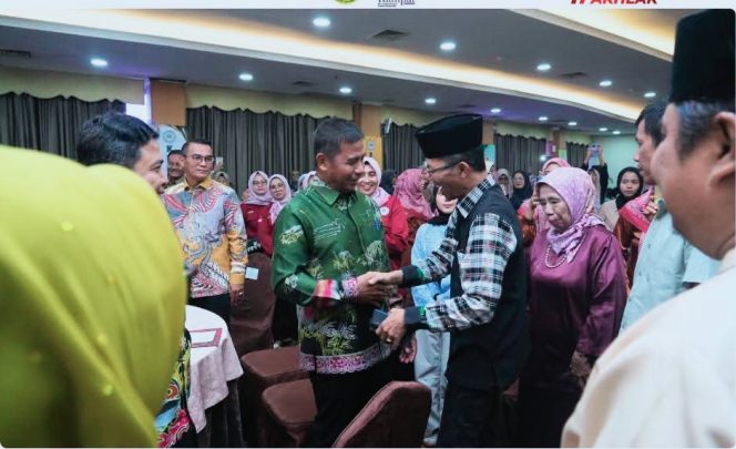 
					Bupati Kampar Ahmad Yuzar Lantik Pengurus (KBKK) Kota Batam Masa Bakti 2026–2031