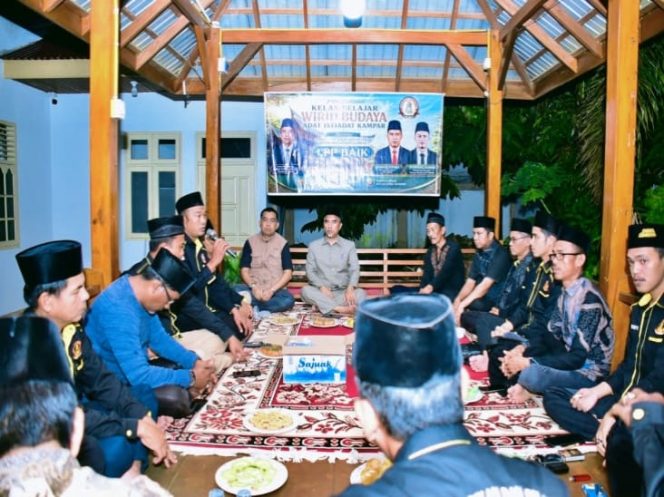 
					Ketua DPRD Kampar bersama Dinas Parbud Kampar Buka Secara Resmi Kelas Belajar Wirid Budaya Adat Istiadat Kampar