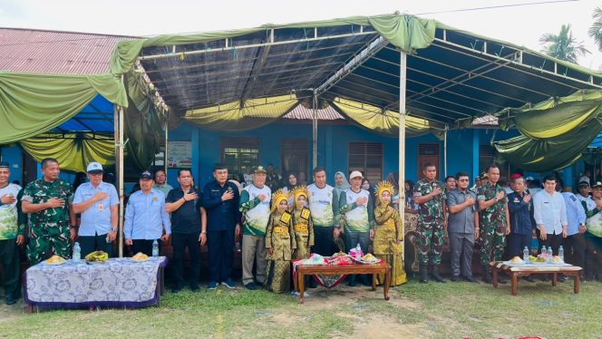 
					IPARI dan Komunitas Pecinta Lingkungan Gelar Penghijauan Ekoteologi di Salo, Bupati Kampar Ajak Wariskan Alam yang Lestari
