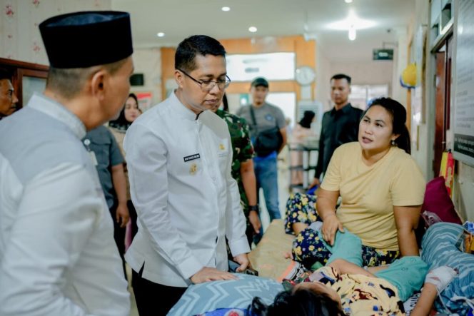 
					Apresiasi Kolaborasi Sosial, Wabup Rohil Jhony Charles: Ini Aksi Nyata Sentuh Kebutuhan Dasar Warga