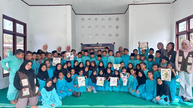 
					Pengabdian KUKERTA Berdampak UNRI: Jejak Alam di Atas Kain, Pelatihan Ecoprint Tingkatkan Kreativitas Siswa SDN 002 dan SDN 005 Kiyap Jaya