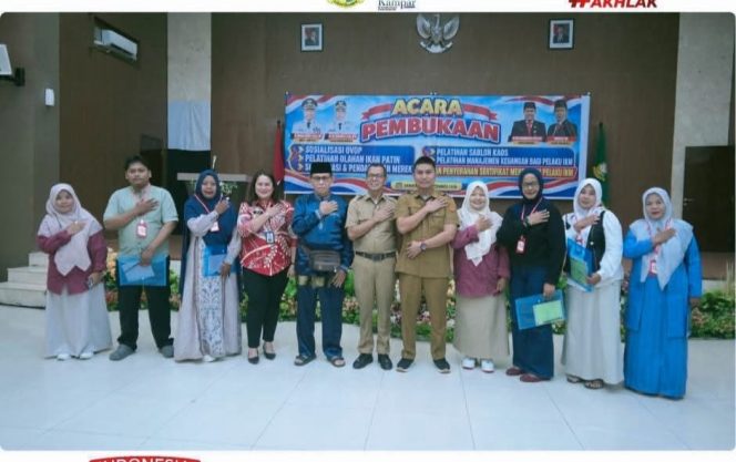 
					Bupati Kampar diwakili Asisten III Buka Sosialisasi OVOP dan Pelatihan IKM di Kampar