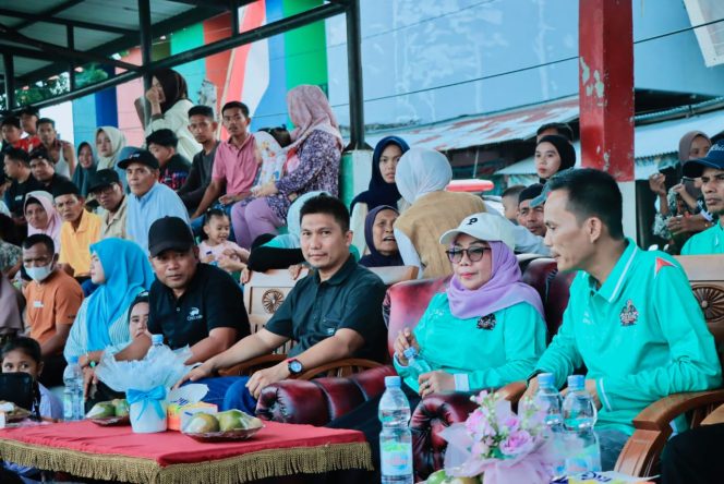 
					Wabup Kampar Misharti Tutup Turnamen Sepak Bola Gala Desa Kuok se-Kabupaten Kampar Tahun 2026