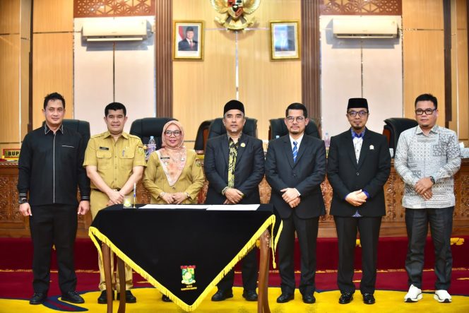 
					Rapat Paripurna DPRD, Wabup Kampar Sebut Anak-Anak di Wilayah Pelosok Harus Dapat Akses Pendidikan Yang Layak.