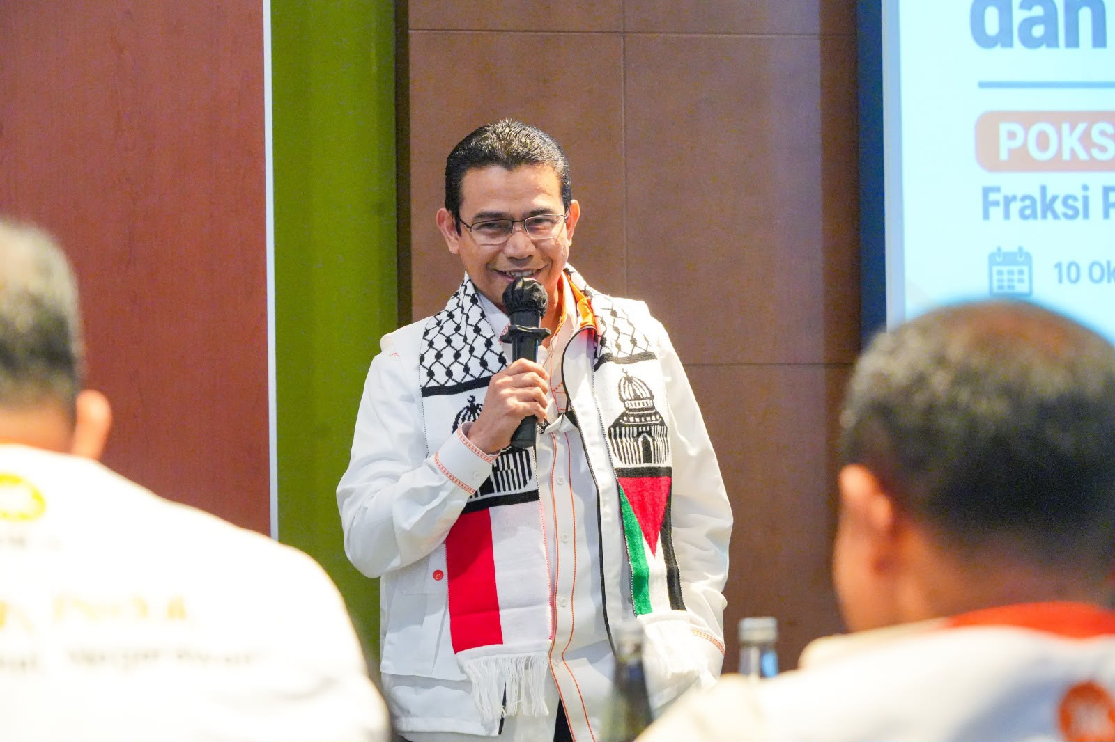 Hendry Munief Bedah Program Mitra Komisi VII DPR RI saat Bimteknas DPP PKS se-Indonesia